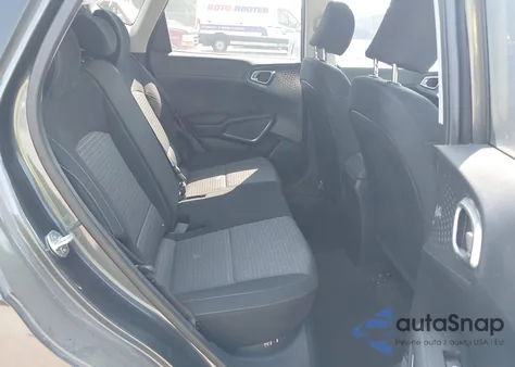 2021 Kia Soul S z USA, uszkodzony, nr VIN KNDJ23AU7M7760845